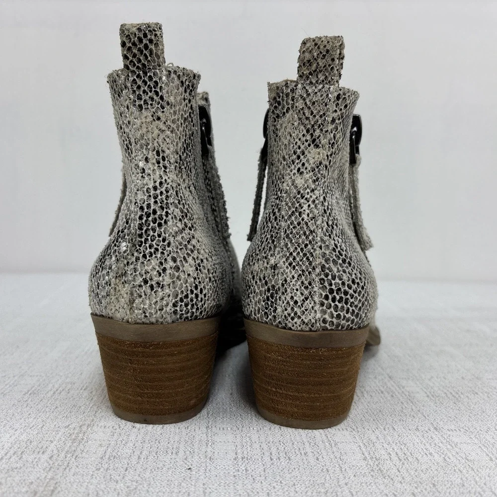 Very G Snake Skin Booties Women's Size 6 Animal Print‎ Mobwife Boots NEW